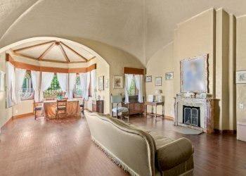 Salone - Villa strada San Giorgio Miglietta, 3, Casale Monferrato - foto 14