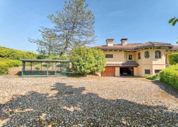 Cortile interno - Villa strada San Giorgio Miglietta, 3, Casale Monferrato - foto 39