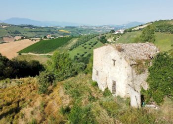 Foto 3 - Rustico via Ghisleri
 
0, Ripatransone - foto 3