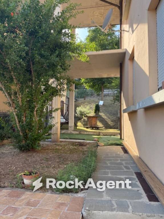 Giardino - Three-room apartment via Puccini, Solignano - photo 2