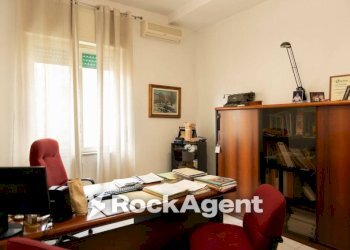 Ufficio - Four-room apartment viale di Augusto, 62, Napoli (neighborhood Fuorigrotta) - photo 13