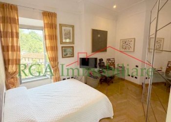 Camera da letto - Quadrilocale piazza Mercato del Fieno, Bergamo (zona Città Alta) - foto 8