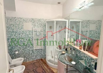 Bagno - Quadrilocale piazza Mercato del Fieno, Bergamo (zona Città Alta) - foto 19