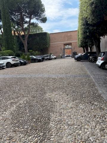 Posto macchina - Stable - Palace via 24 Maggio, Roma (neighborhood Centro Storico) - photo 1