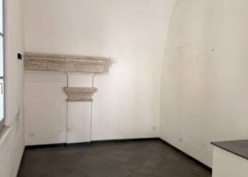 Stanza non arredata - Stable - Palace via 24 Maggio, Roma (neighborhood Centro Storico) - photo 9