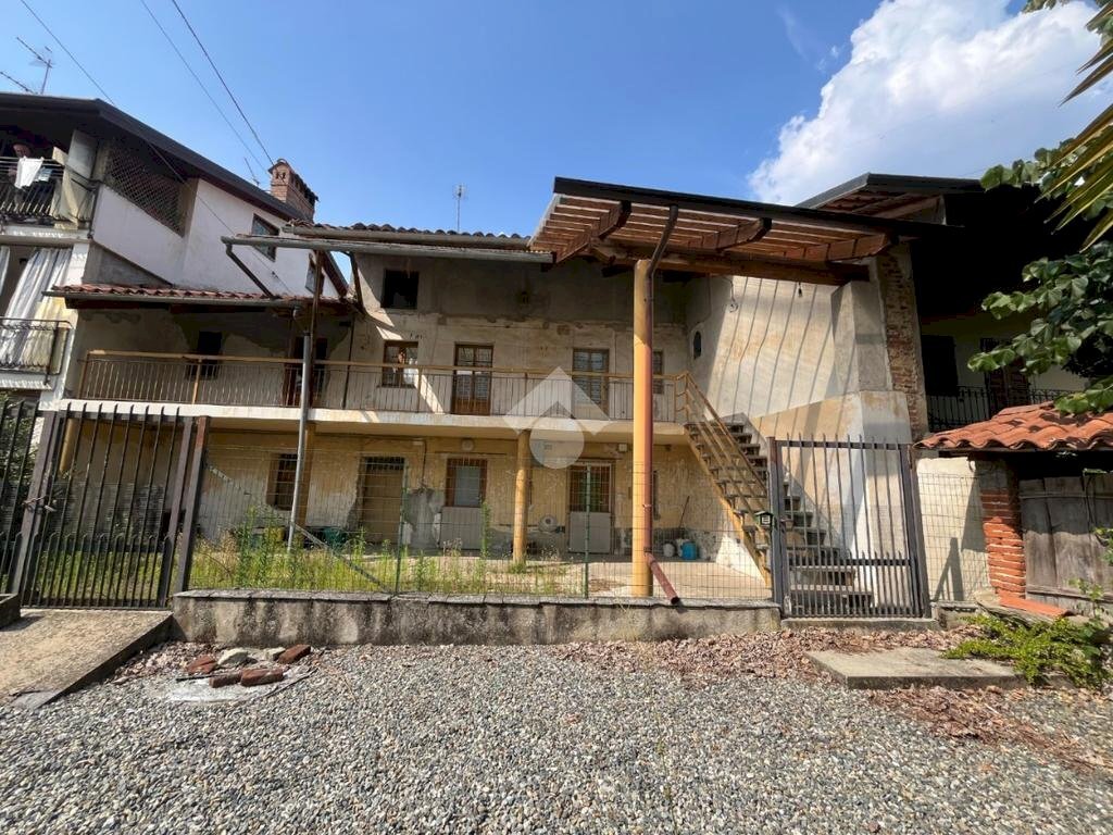 Semi-detached house Str. Carossia, Castellamonte - photo 1