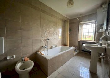 Semi-detached house Str. Carossia, Castellamonte - photo 6