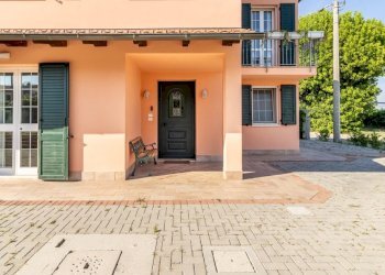 Villa Imola - photo 3