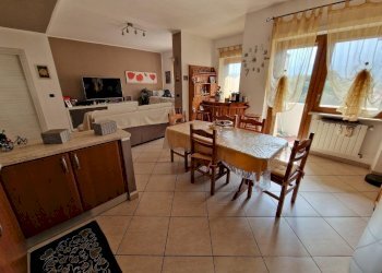 Three-room apartment Banchette - photo 6