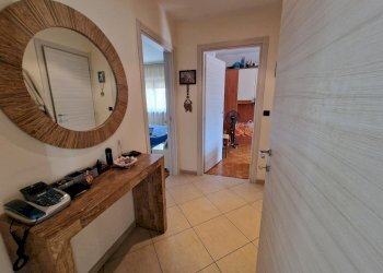 Three-room apartment Banchette - photo 8
