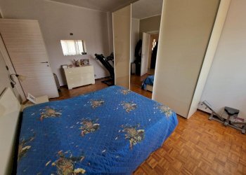 Three-room apartment Banchette - photo 12