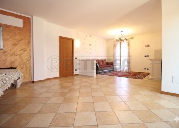 zona giorno - Apartment Via Sant Antonio 60, Sarego - photo 4