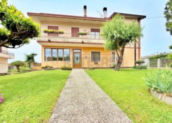 esterno - Apartment Montecchio Maggiore - photo 1