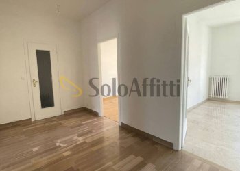 4 - Three-room apartment Via Giulia di Barolo, Torino (neighborhood Vanchiglia) - photo 6