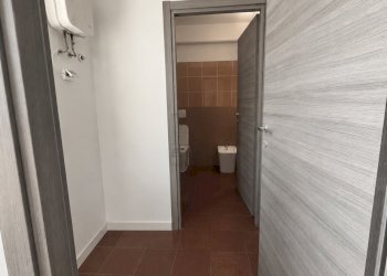 ufficio moderno con ascensore a piedi in centro 2 - Ufficio Via delle Tagliate, Lucca - foto 4