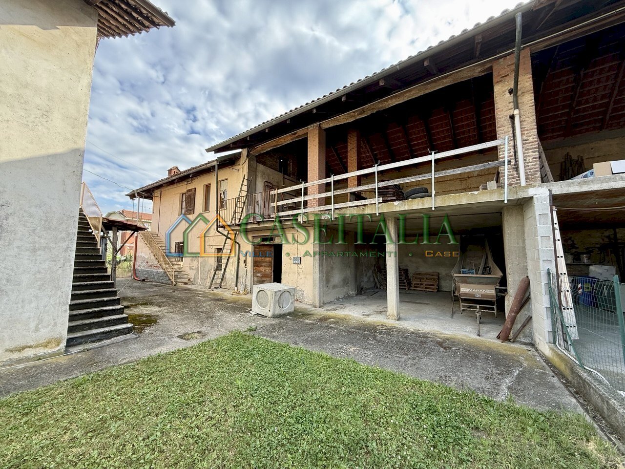 FIENILE - Casale Via Rivoli, Villarbasse - photo 1