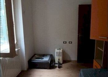 3 - Four-room apartment at auction Via Ventotene 27/4, Genova (neighborhood Lagaccio) - photo 2