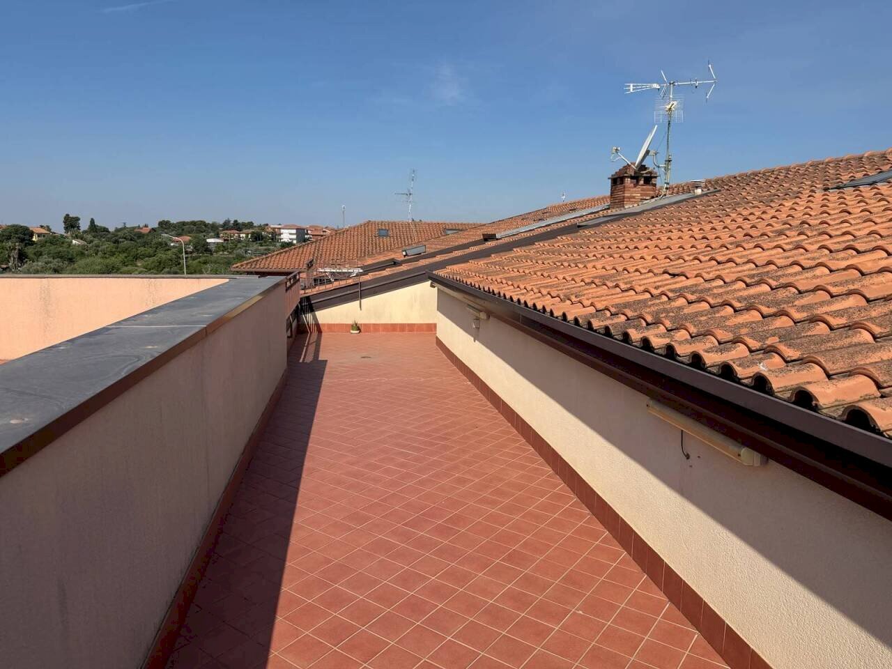 WhatsApp Image 2026-06-25 at 10.15.02 - Attic Tremestieri Etneo - photo 3