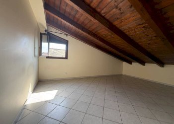 WhatsApp Image 2026-06-25 at 10.15.03 (8) - Attic Tremestieri Etneo - photo 11