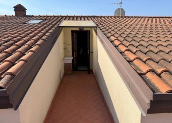 WhatsApp Image 2026-06-25 at 09.23.45 (1) - Attic Tremestieri Etneo - photo 4