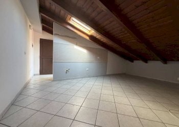 WhatsApp Image 2026-06-25 at 09.23.46 (1) - Attic Tremestieri Etneo - photo 9