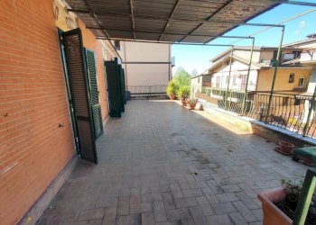 666856639_1518977383342193_4935372230865359101_n - Four-room apartment Via Giuseppe Garibaldi 149, Guidonia Montecelio - photo 4