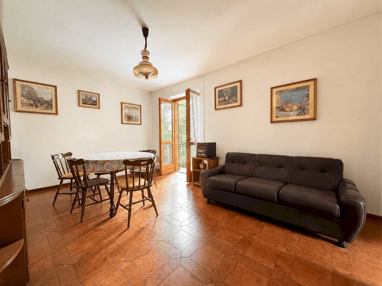 ChatGPT Image 25 giu 2026, 13_57_05 - Three-room apartment Via Vecchia 8, Frassino - photo 2