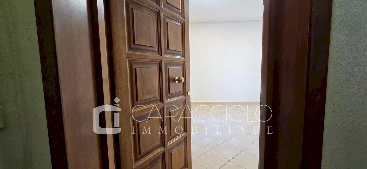 Two-room apartment Via Filippo Corridoni, Olbia - photo 2