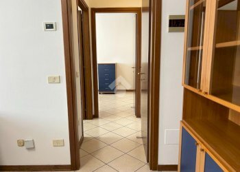 Two-room apartment Via verona, Parma (neighborhood San Leonardo) - photo 11