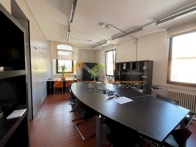 Ufficio Ravenna (zona Borgo San Rocco) - foto 1