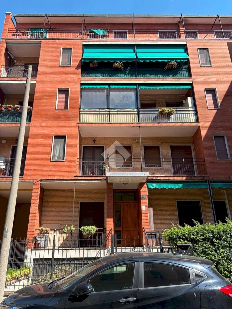 Two-room apartment Via Monte Palombino, Milano (neighborhood Rogoredo) - photo 1