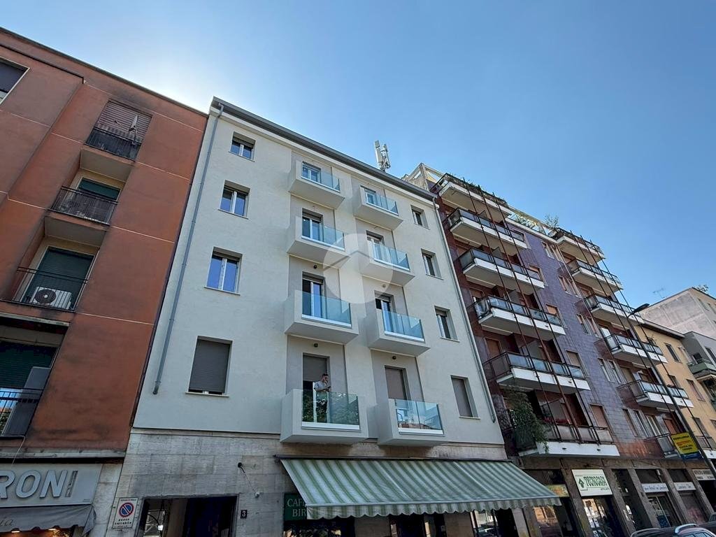 Three-room apartment Via Angelo Inganni, Milano (neighborhood Inganni) - photo 1