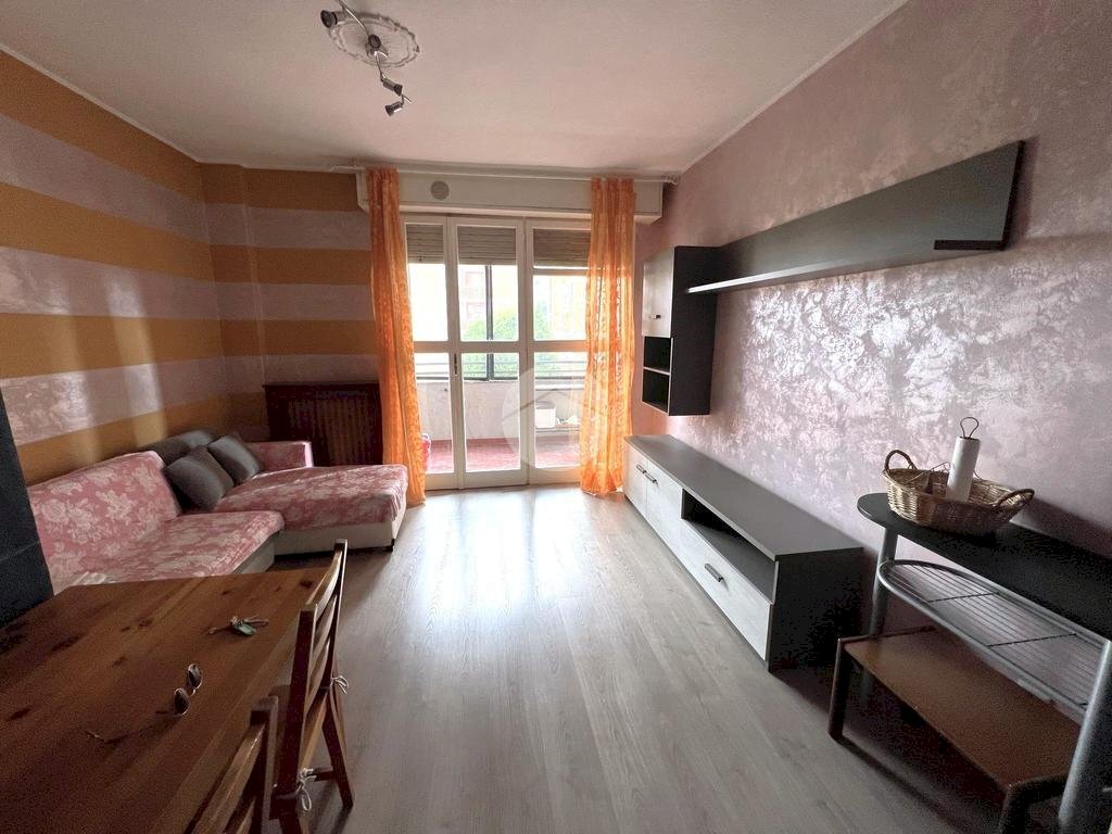 One-room apartment Via Giambellino, Milano (neighborhood Giambellino) - photo 2