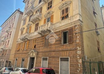 Four-room apartment Via Mario Piana, Genova (neighborhood Cornigliano) - photo 1