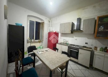 Four-room apartment Via Mario Piana, Genova (neighborhood Cornigliano) - photo 5