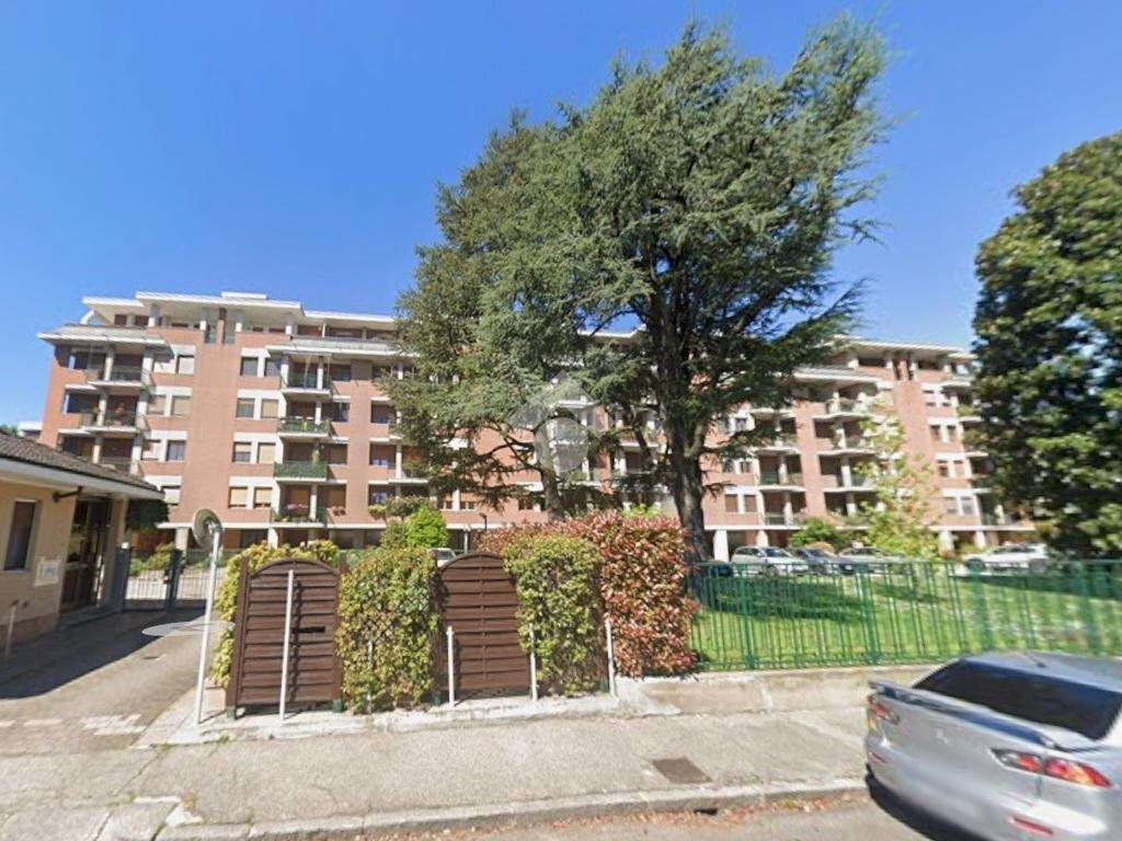 Three-room apartment Via Crespi, Novara - photo 1