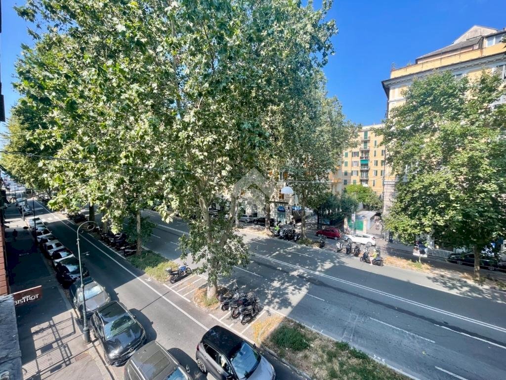 Four-room apartment Corso Torino, Genova (neighborhood Foce) - photo 1