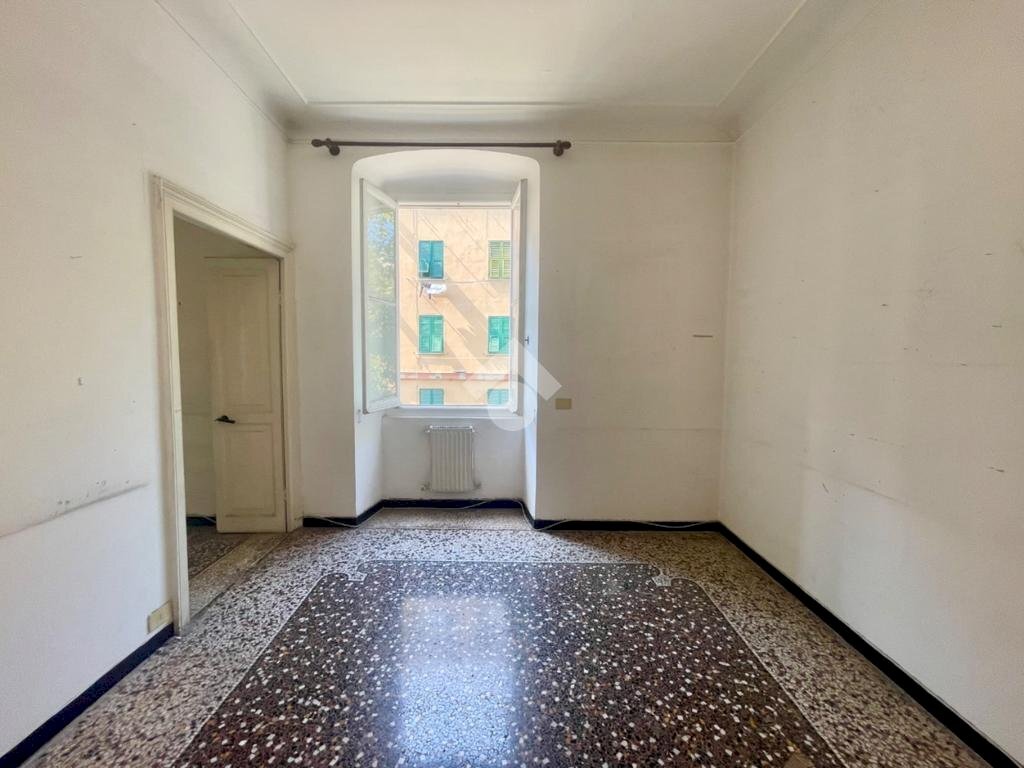 Four-room apartment Corso Torino, Genova (neighborhood Foce) - photo 2