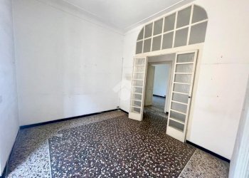Four-room apartment Corso Torino, Genova (neighborhood Foce) - photo 5
