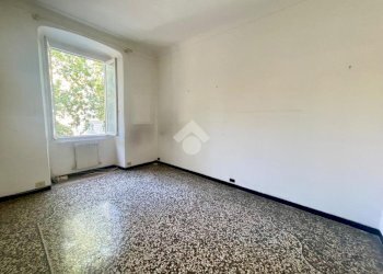 Four-room apartment Corso Torino, Genova (neighborhood Foce) - photo 8