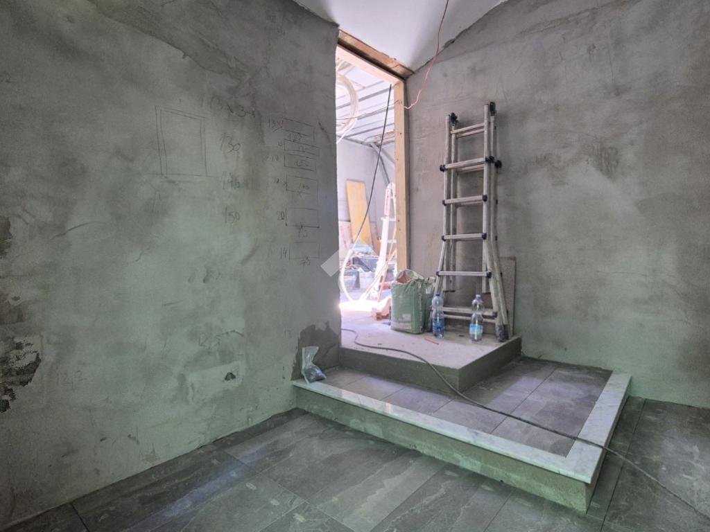 Four-room apartment Salita Ginestrato, Genova (neighborhood Quezzi) - photo 2