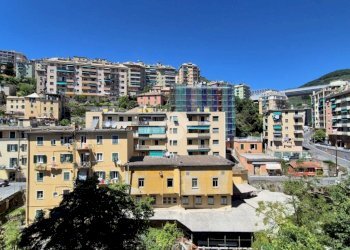 Four-room apartment Salita Ginestrato, Genova (neighborhood Quezzi) - photo 1