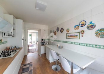Three-room apartment Viale Rimembranze, Lainate - photo 16