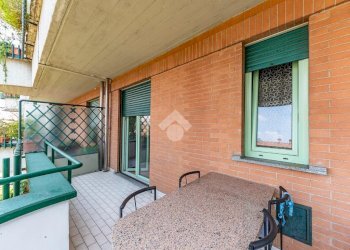 Three-room apartment Viale Rimembranze, Lainate - photo 17