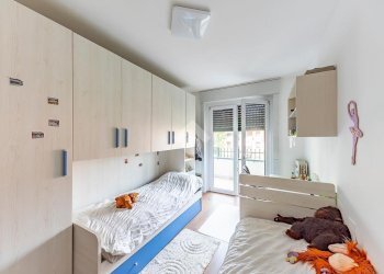 Three-room apartment Viale Rimembranze, Lainate - photo 21