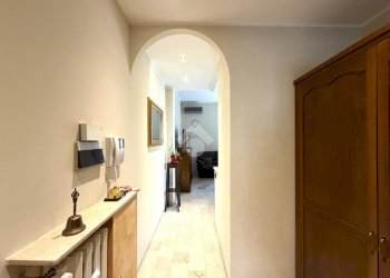 Three-room apartment Viale dello Stadio, Magenta - photo 2