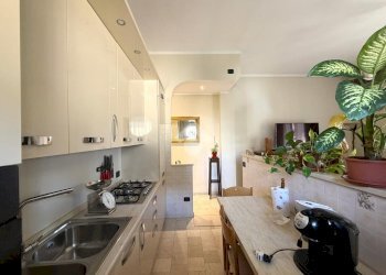 Three-room apartment Viale dello Stadio, Magenta - photo 4