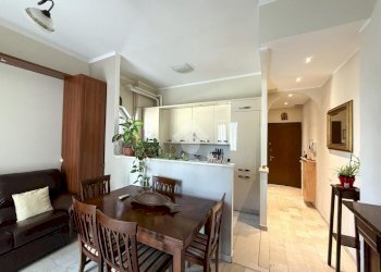 Three-room apartment Viale dello Stadio, Magenta - photo 5