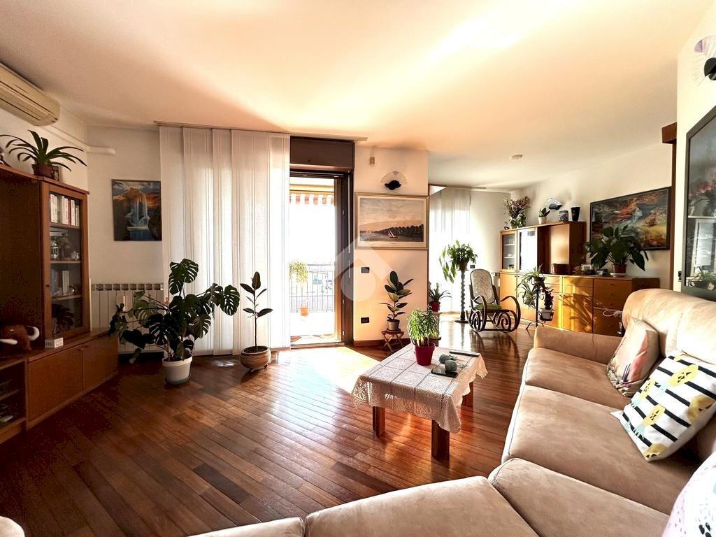Four-room apartment via Stephenson, Settimo Milanese - photo 2