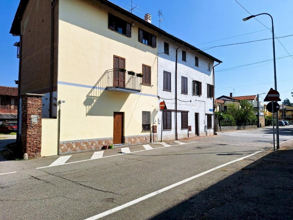 Rustico Via 4 Novembre, Bernate Ticino - foto 1